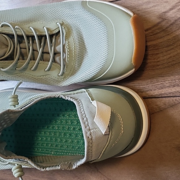 New Tropicfeel  Sneakers - Picture 7 of 8